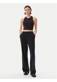 Calvin Klein Jeans Spodnie dresowe J20J225537 Czarny Straight Fit. Kolor: czarny. Materiał: bawełna
