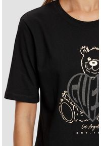 Guess - GUESS Czarny t-shirt damski Bear Boxy. Kolor: czarny #4