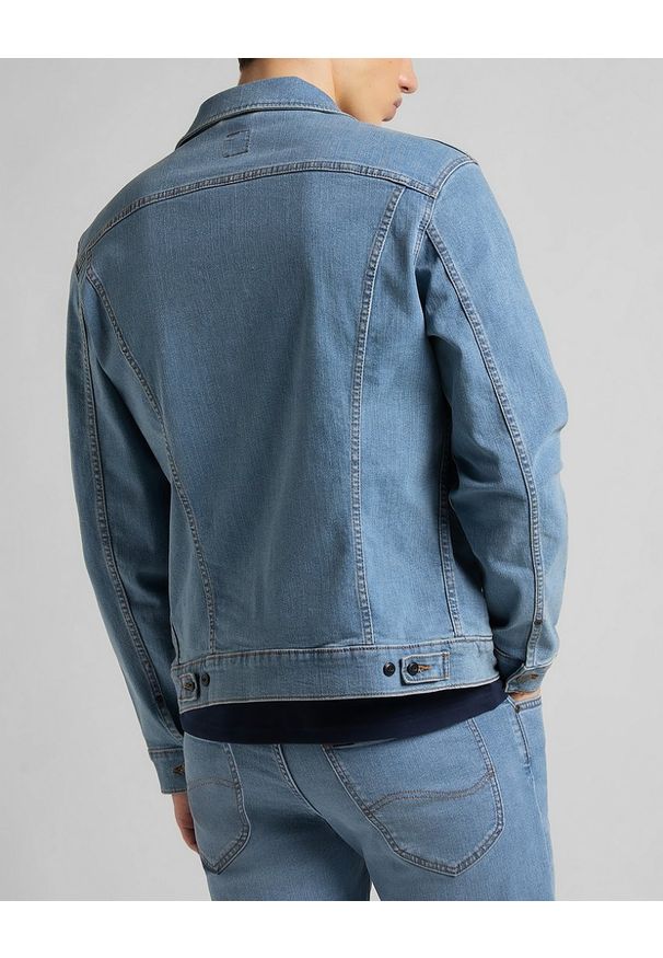 Lee - LEE RIDER JACKET MĘSKA KURTKA JEANSOWA LIGHT WORN L89ZSQXN 112145656. Materiał: jeans