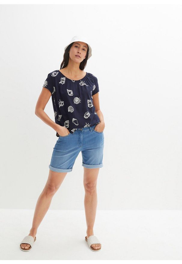 bonprix - "Shirt z dekoltem ""carmen"" i nadrukiem, z bawełny organicznej". Typ kołnierza: typu carmen. Kolor: niebieski. Materiał: bawełna. Wzór: nadruk