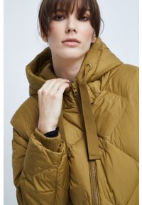 medicine - Medicine kurtka puchowa damska kolor zielony zimowa. Kolor: zielony. Materiał: puch. Sezon: zima #2