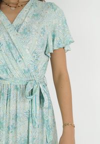 Born2be - Miętowa Sukienka Kopertowa z Wiskozy z Gumką w Talii i Metalicznym Wzorem Hollisa. Kolor: miętowy. Materiał: wiskoza. Typ sukienki: kopertowe #4