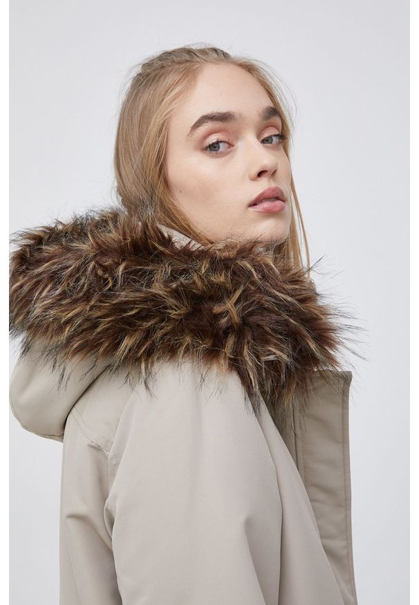 only - Only Parka damska kolor szary przejściowa. Kolor: szary. Materiał: materiał, futro. Wzór: gładki