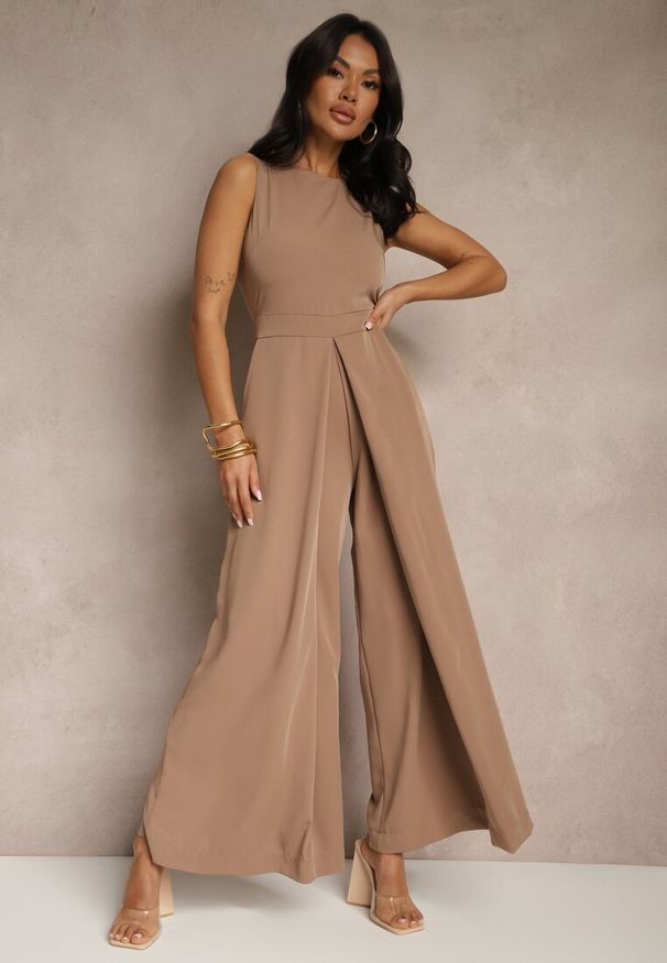 Renee - Ciemnobeżowy Kombinezon Bez Rękawów z Nogawkami Wide Leg Noreldi. Kolor: beżowy. Długość rękawa: bez rękawów. Styl: elegancki