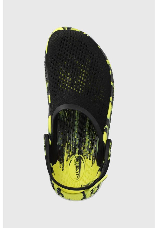 Crocs klapki kolor czarny. Kolor: czarny. Materiał: guma. Obcas: na obcasie. Wysokość obcasa: niski