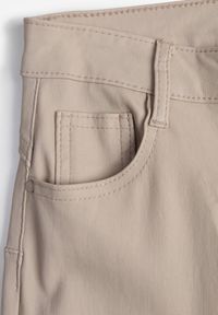 Renee - Beżowe Dopasowane Spodnie Push Up z Imitacji Skóry Lindrela. Kolor: beżowy. Materiał: skóra. Sezon: zima, jesień #8