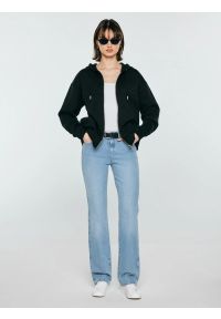 Big-Star - Bluza damska z kapturem rozpinana czarna Selina 906. Okazja: na co dzień. Typ kołnierza: kaptur. Kolor: czarny. Materiał: dzianina. Wzór: ze splotem. Styl: casual #4