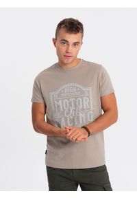 Ombre Clothing - T-shirt męski bawełniany z nadrukiem - jasnobrązowy V3. Kolor: brązowy. Materiał: bawełna. Długość rękawa: krótki rękaw. Długość: krótkie. Wzór: nadruk. Styl: klasyczny, elegancki #1