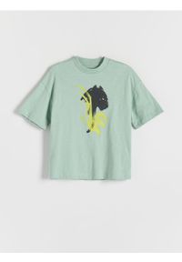 Reserved - T-shirt oversize z nadrukiem - jasnozielony. Kolor: zielony. Materiał: dzianina, bawełna. Wzór: nadruk