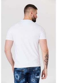 Guess - GUESS Biały t-shirt męski z logo z palmą, Rozmiar XL. Kolor: biały. Wzór: nadruk #3