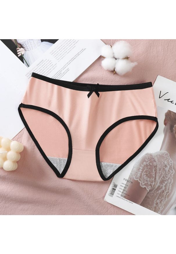 Intica - Figi dziewczęce z ozdobną lamówką na co dzień i specjalne okazje Tamarah. Kolor: różowy. Materiał: materiał