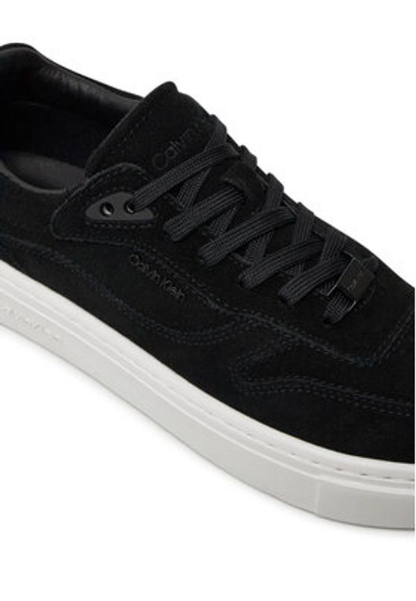 Calvin Klein Sneakersy HW0HW02204 Czarny. Kolor: czarny. Materiał: zamsz, skóra