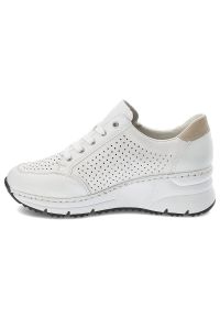 Białe Sneakersy Rieker Modne Buty Damskie. Okazja: na co dzień. Zapięcie: sznurówki. Kolor: biały. Materiał: skóra. Szerokość cholewki: normalna #5