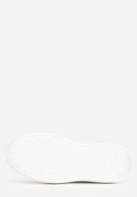 Born2be - Beżowe Sneakersy Skórzane na Grubej Podeszwie z Geometryczną Ozdobą Syrolphi. Okazja: na co dzień. Kolor: beżowy. Materiał: skóra. Wzór: geometria, aplikacja #3