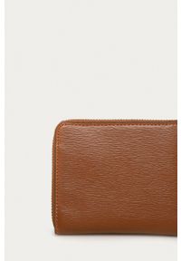 DKNY - Dkny portfel skórzany R8313656 damski kolor brązowy. Kolor: brązowy. Materiał: skóra. Wzór: gładki #3