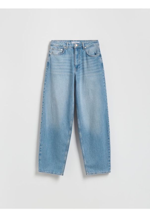 Reserved - Jeansy barrel leg - niebieski. Kolor: niebieski