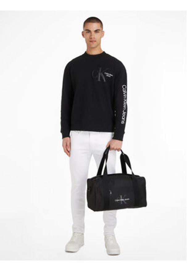 Calvin Klein Jeans Torba Sport Essentials Duffle43 M K50K511099 Czarny. Kolor: czarny. Materiał: poliester, materiał. Styl: sportowy
