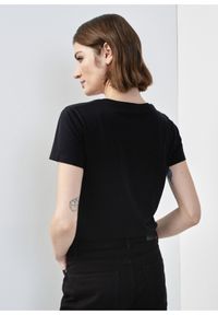 Ochnik - T-shirt damski czarny z wilgą. Kolor: czarny. Materiał: bawełna. Wzór: aplikacja