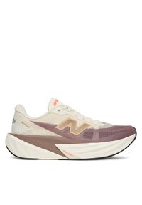 New Balance Buty do biegania FuelCell Rebel v5 WFCXLJ5 Beżowy. Kolor: beżowy. Materiał: materiał #1