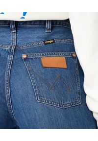 Wrangler - WRANGLER MOM STRAIGHT DAMSKIE SPODNIE JEANSOWE DŻINSY SUMMERTIME W27MZB416