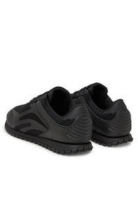 Emporio Armani Sneakersy X4X699 XR359 N214 Czarny. Kolor: czarny. Materiał: skóra #3