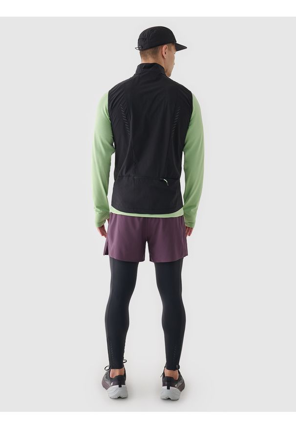 4f - 4F Spodenki do biegania szybkoschnące męskie - fioletowe XL. Kolor: fioletowy. Materiał: włókno, materiał, elastan, syntetyk. Długość: krótkie. Wzór: jednolity, gładki. Sport: bieganie, fitness