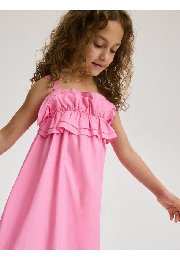 Reserved - Sukienka na ramiączkach - różowy. Kolor: różowy. Materiał: bawełna. Długość rękawa: na ramiączkach