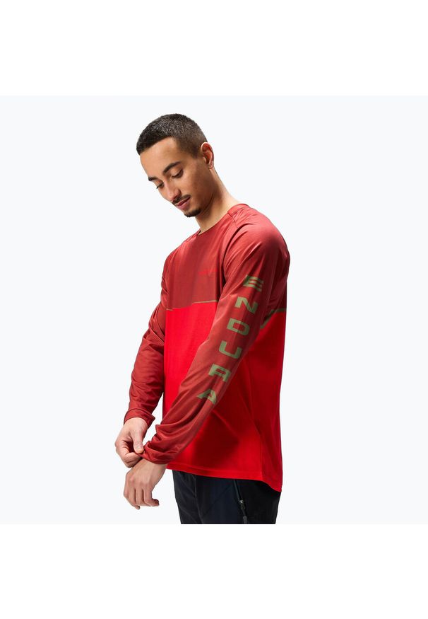 ENDURA - Longsleeve rowerowy męski Endura Core Printed. Kolor: czerwony. Długość rękawa: długi rękaw