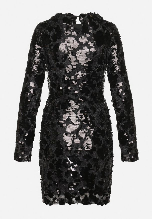 Born2be - Czarna Taliowana Sukienka z Cekinami i Metaliczną Nicią Ventheia. Okazja: na co dzień. Kolor: czarny. Wzór: aplikacja. Typ sukienki: dopasowane. Styl: klasyczny, casual