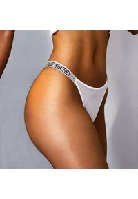 Intica - Stringi sportowe z cyrkoniami do codziennego użytku Dorolisa. Kolor: biały. Materiał: materiał