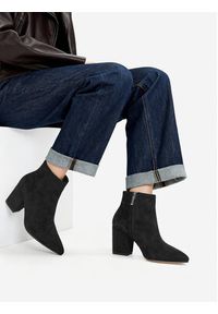 Nine West Botki CEO-ZAKIA-01 Czarny. Kolor: czarny. Materiał: materiał #5