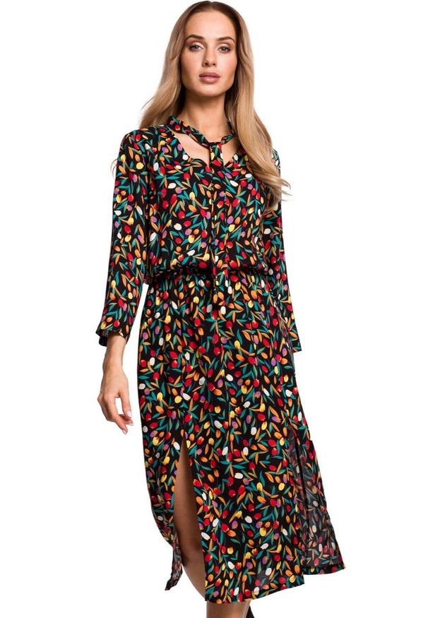 MOE - Elegancka sukienka midi w kwiaty. Materiał: tkanina. Wzór: kwiaty. Styl: elegancki. Długość: midi
