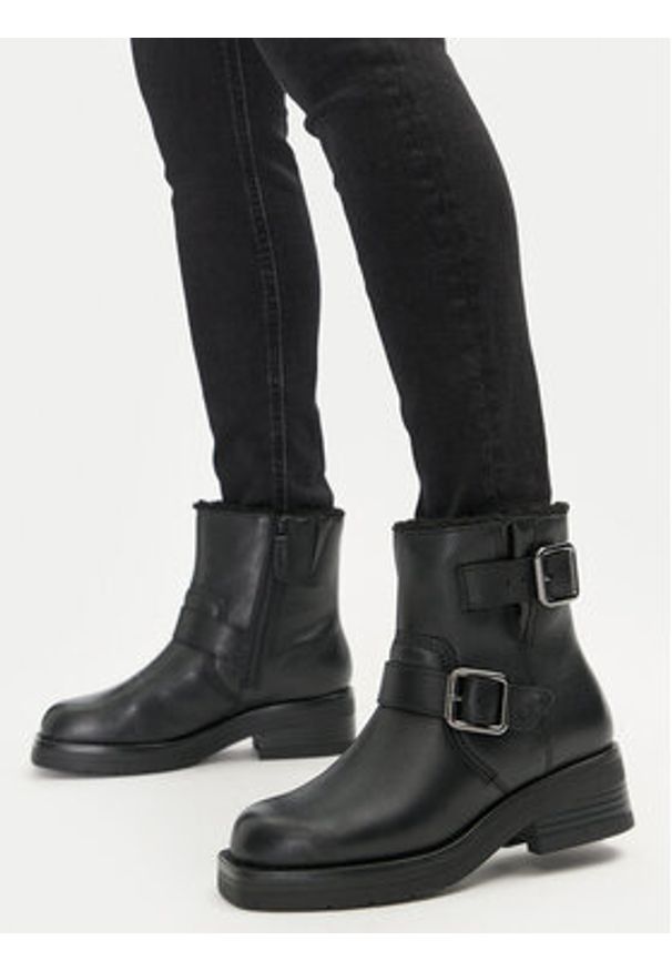Clarks Botki Rebelle Buckle 26178891 Czarny. Kolor: czarny. Materiał: skóra