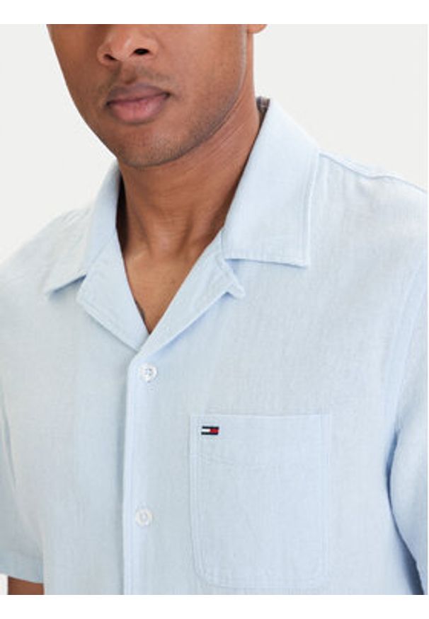 Tommy Jeans Koszula DM0DM23058 Błękitny Regular Fit. Kolor: niebieski. Materiał: bawełna