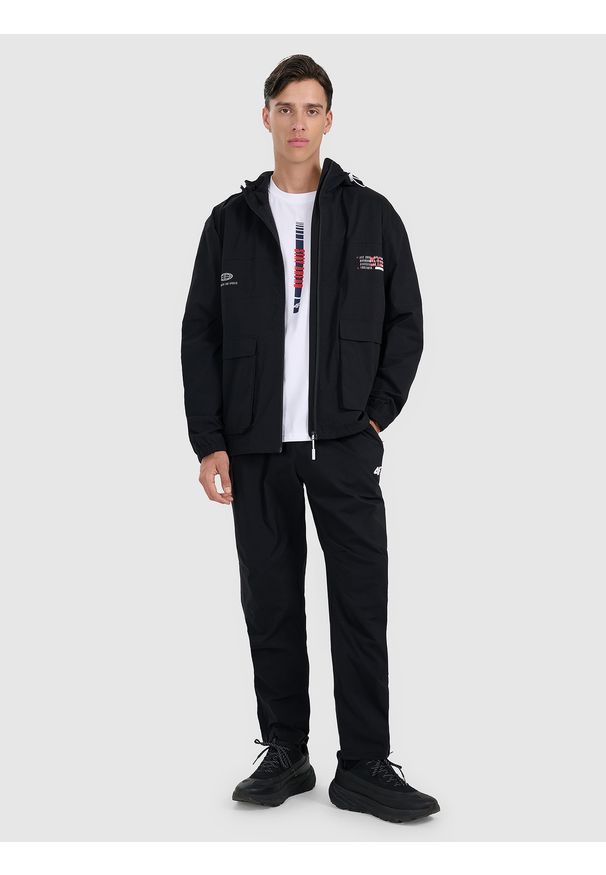 4f - 4F Spodnie casual męskie - czarne S. Kolor: czarny. Materiał: syntetyk, materiał, tkanina. Wzór: jednolity