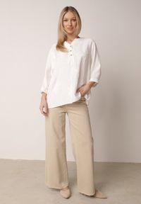 Born2be - Biała Koszula z Wiskozy z Haftowanymi Kwiatami Sylimeine. Okazja: na co dzień. Kolekcja: plus size. Kolor: biały. Materiał: wiskoza. Wzór: kwiaty, haft. Sezon: lato. Styl: casual, klasyczny #3