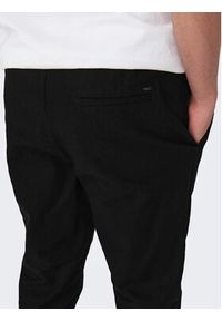 Only & Sons Spodnie materiałowe 22024966 Czarny Tapered Fit. Kolor: czarny. Materiał: bawełna #2