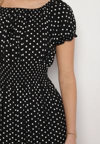Born2be - Czarna Sukienka z Bawełną w Kropki Ellisla. Okazja: na co dzień. Kolor: czarny. Materiał: bawełna. Wzór: kropki. Styl: casual, elegancki #4
