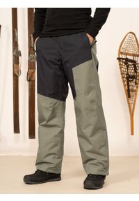 outhorn - Spodnie narciarskie membrana 8000 męskie Outhorn - khaki. Kolor: oliwkowy, brązowy, wielokolorowy. Materiał: materiał, poliester. Sezon: zima. Sport: narciarstwo #2