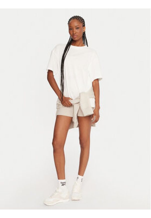 Reebok T-Shirt RK25315CCW Biały Regular Fit. Kolor: biały. Materiał: bawełna