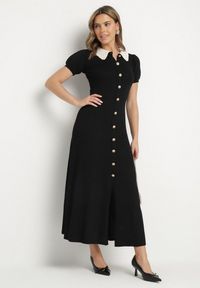 Born2be - Czarna Rozkloszowana Sukienka Retro z Wiskozy z Guzikami i Kołnierzykiem Andival. Okazja: na co dzień. Typ kołnierza: kołnierzyk klasyczny. Kolor: czarny. Materiał: wiskoza. Długość rękawa: krótki rękaw. Wzór: ażurowy, aplikacja. Typ sukienki: proste. Styl: retro #3