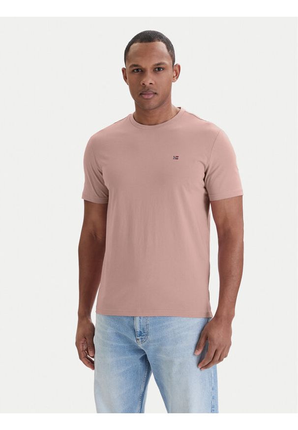 Napapijri T-Shirt Salis NP0A4H8D Różowy Regular Fit. Kolor: różowy. Materiał: bawełna