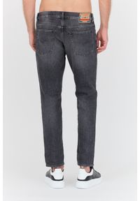 Diesel - DIESEL Czarne jeansy D-finitive Tapered. Kolor: czarny #5