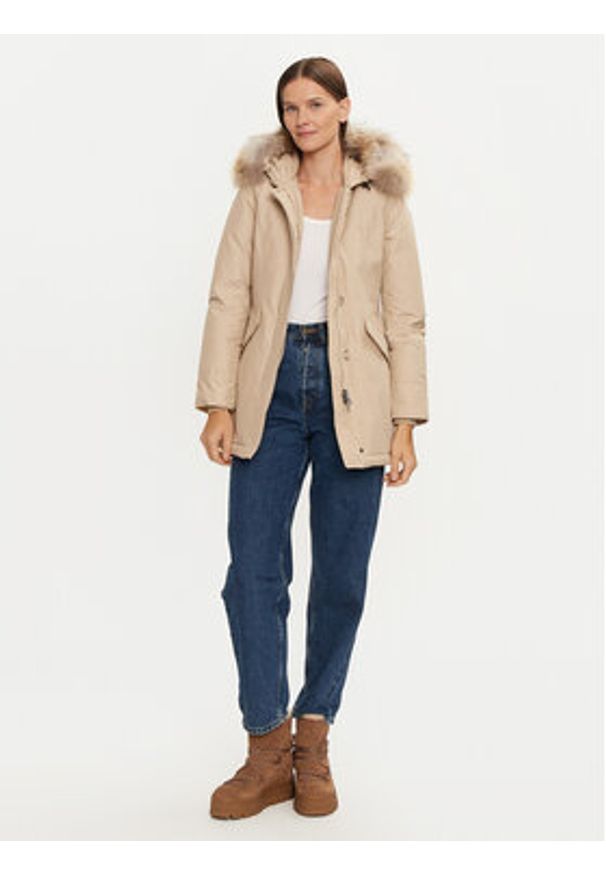 Woolrich Kurtka puchowa Arctic Raccoon CFWWOU0538FRUT0001 Beżowy Regular Fit. Kolor: beżowy. Materiał: bawełna