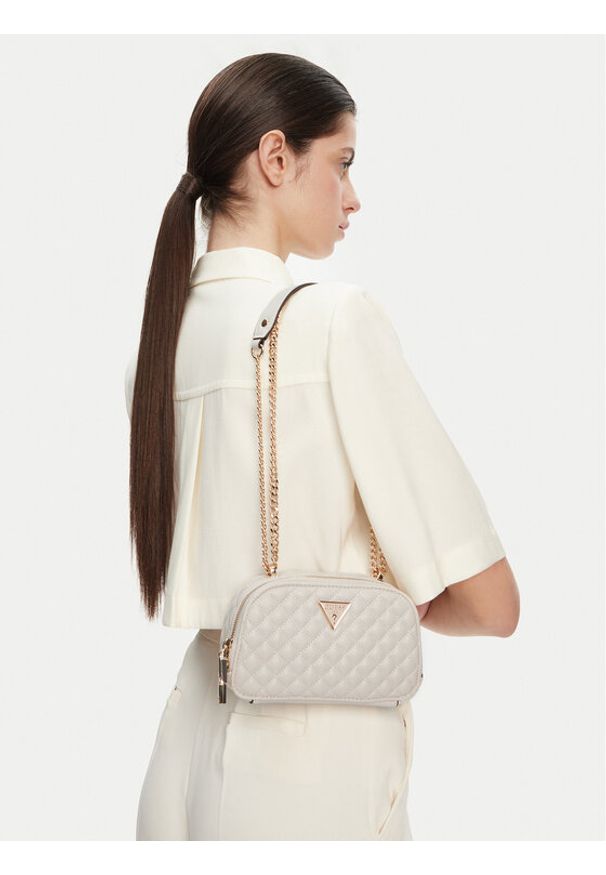 Guess Torebka HWEQG9 54174 Écru. Kolor: kremowy. Materiał: skórzane