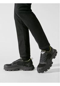 Emporio Armani Sneakersy X4X621 XN810 R926 Czarny. Kolor: czarny. Materiał: materiał #8