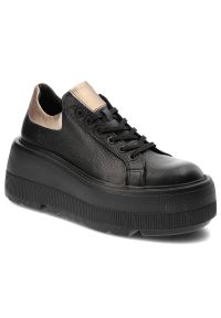 Czarne Sneakersy Armodo Modne Obuwie Damskie Na Platformie. Zapięcie: sznurówki. Kolor: czarny. Materiał: jeans, skóra. Obcas: na platformie. Sport: turystyka piesza
