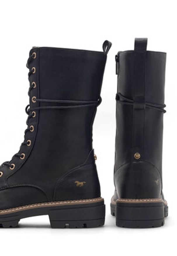 Mustang Trzewiki 1437-503 Czarny. Kolor: czarny. Materiał: materiał