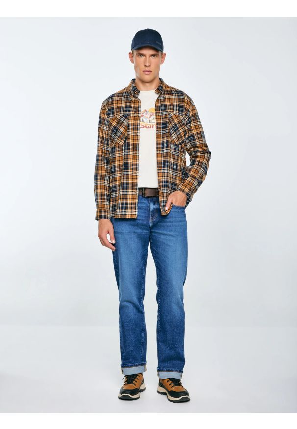 Big-Star - Koszula męska flanelowa w kratę granatowo-pomaraŅczowa Kolisar 403. Okazja: na co dzień. Kolor: niebieski. Materiał: tkanina, jeans, materiał. Wzór: kolorowy, kratka. Styl: casual