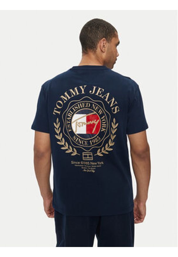 Tommy Jeans T-Shirt DM0DM18540 Granatowy Regular Fit. Kolor: niebieski. Materiał: bawełna